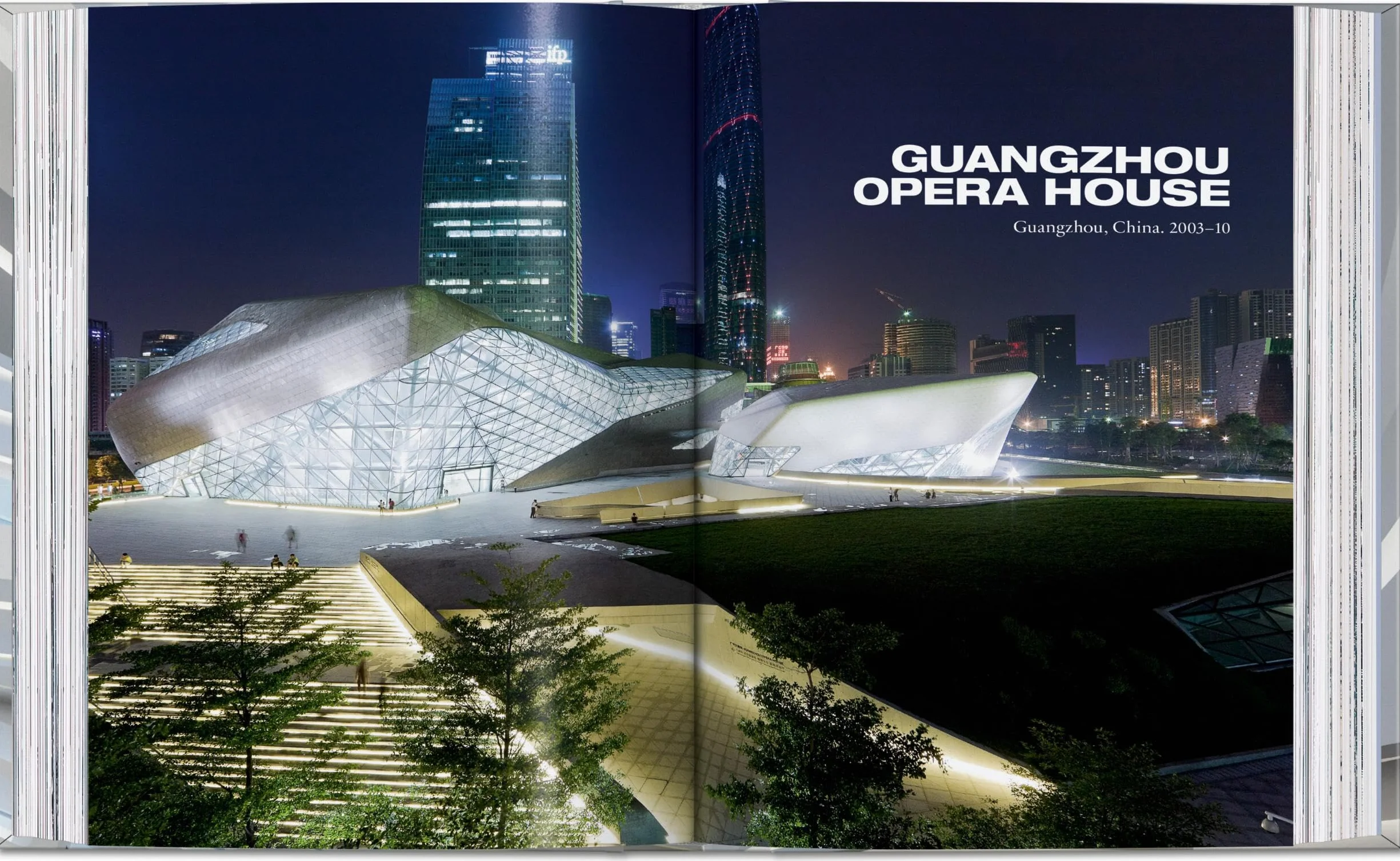 Zaha Hadid: Zaha Hadid Architects Complete Works 1979-Today: Complete Works 1979–Today. 45th Ed.