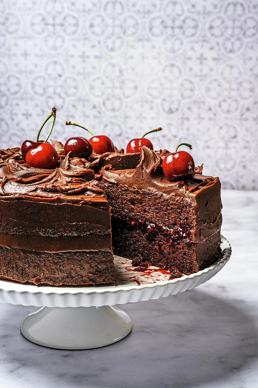 The Great Book of Chocolate, Revised /anglais: The Chocolate Lover's Guide with More Than 50 Recipes [A Baking Cookbook]