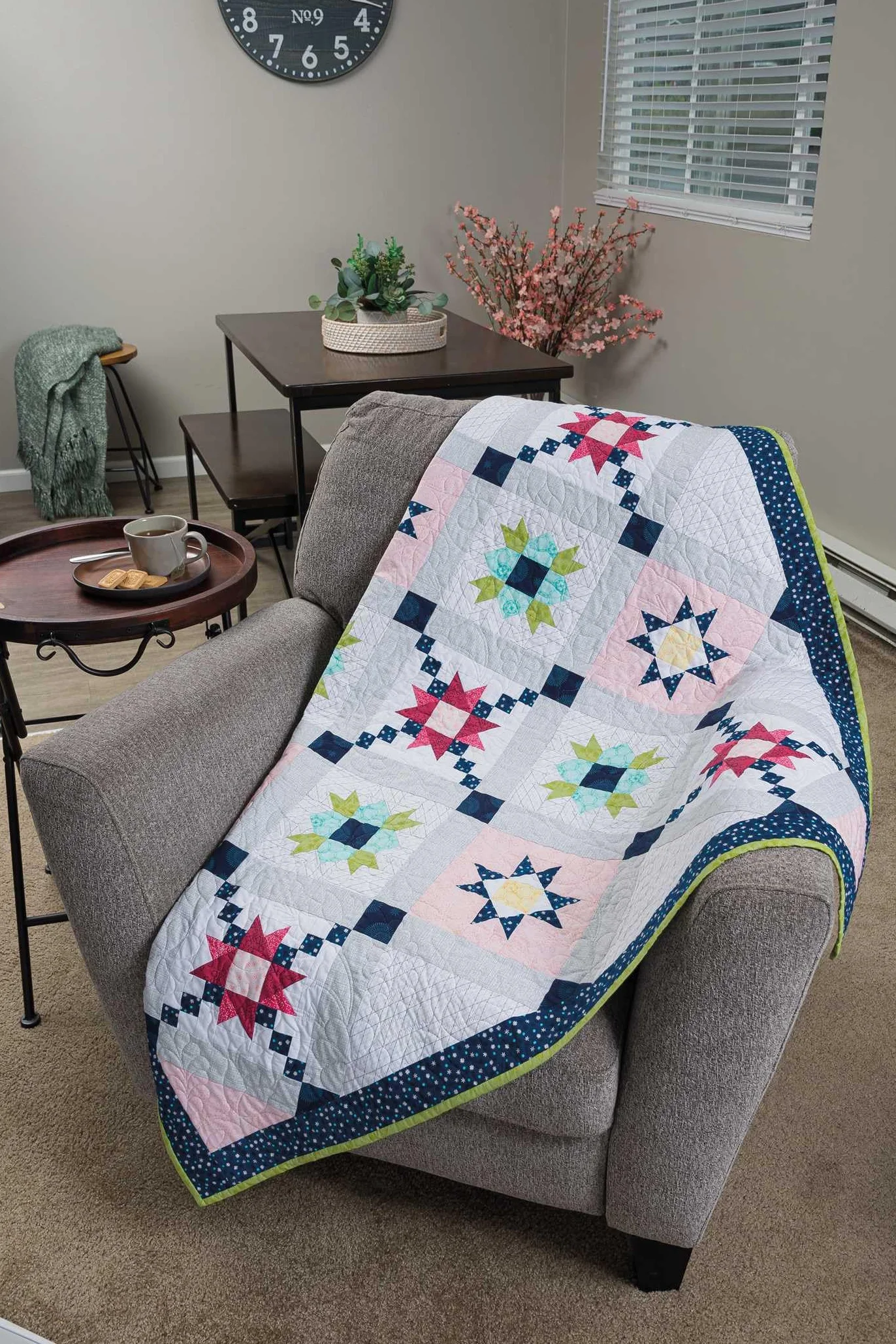 Barn Star Sampler: 20 Starry Blocks & 7 Spectacular Quilts
