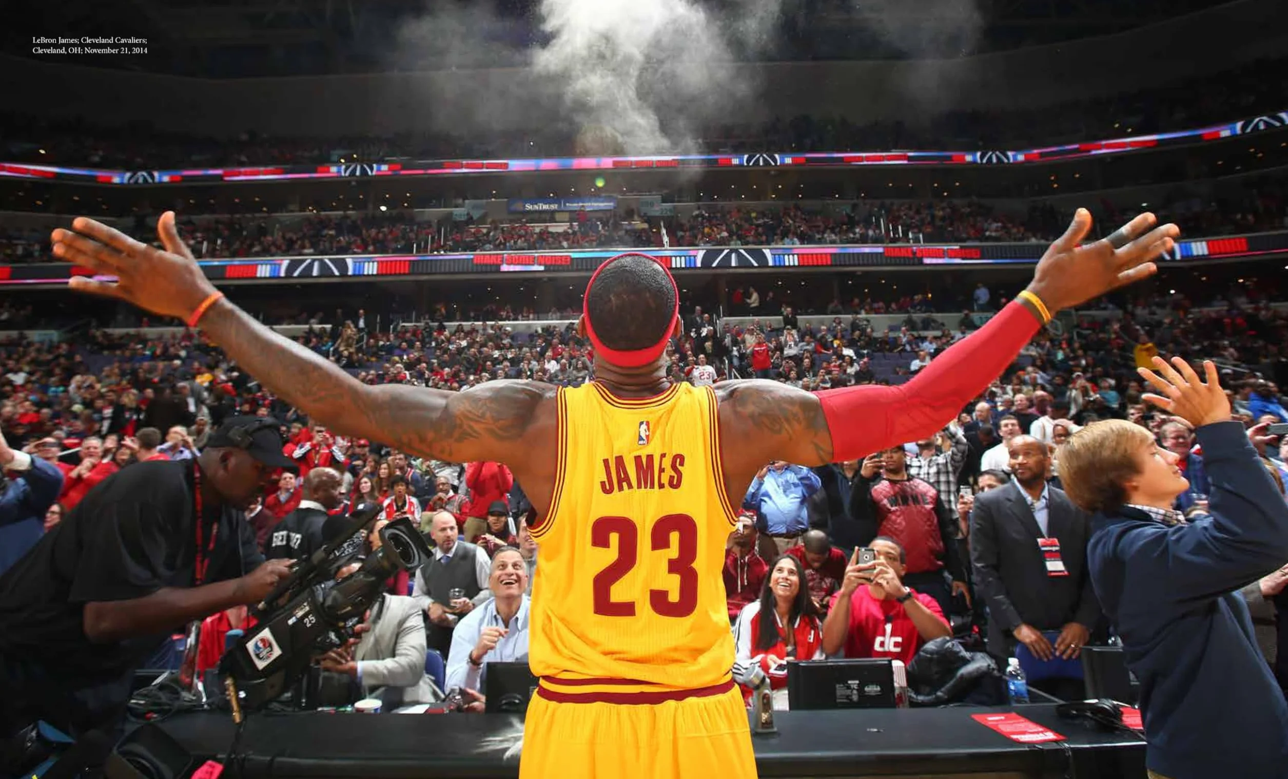 Courtside: 40 Years of NBA Photography
